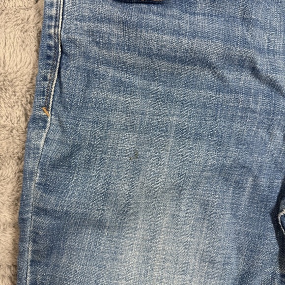 Levi's Blue Ankle Cropped Jeans with Distressed Detail - Picture 6 of 14
